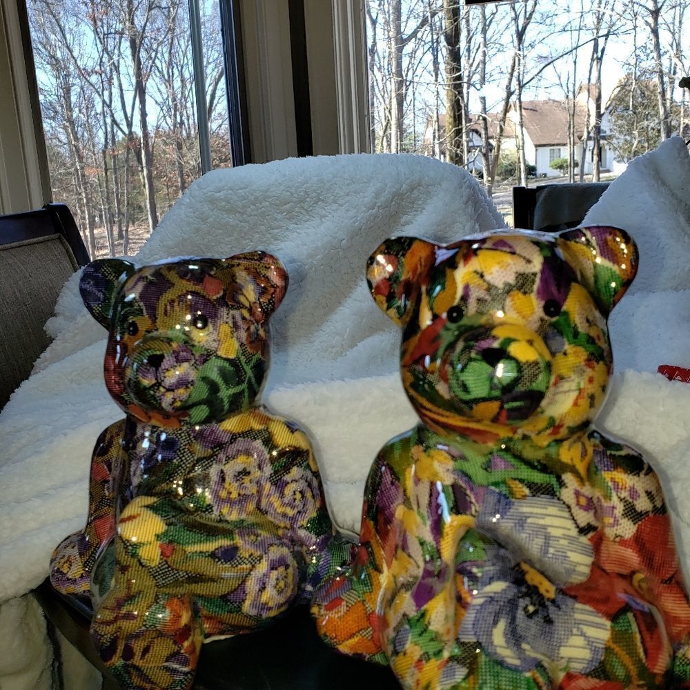 Bears - Picture 7 of 9